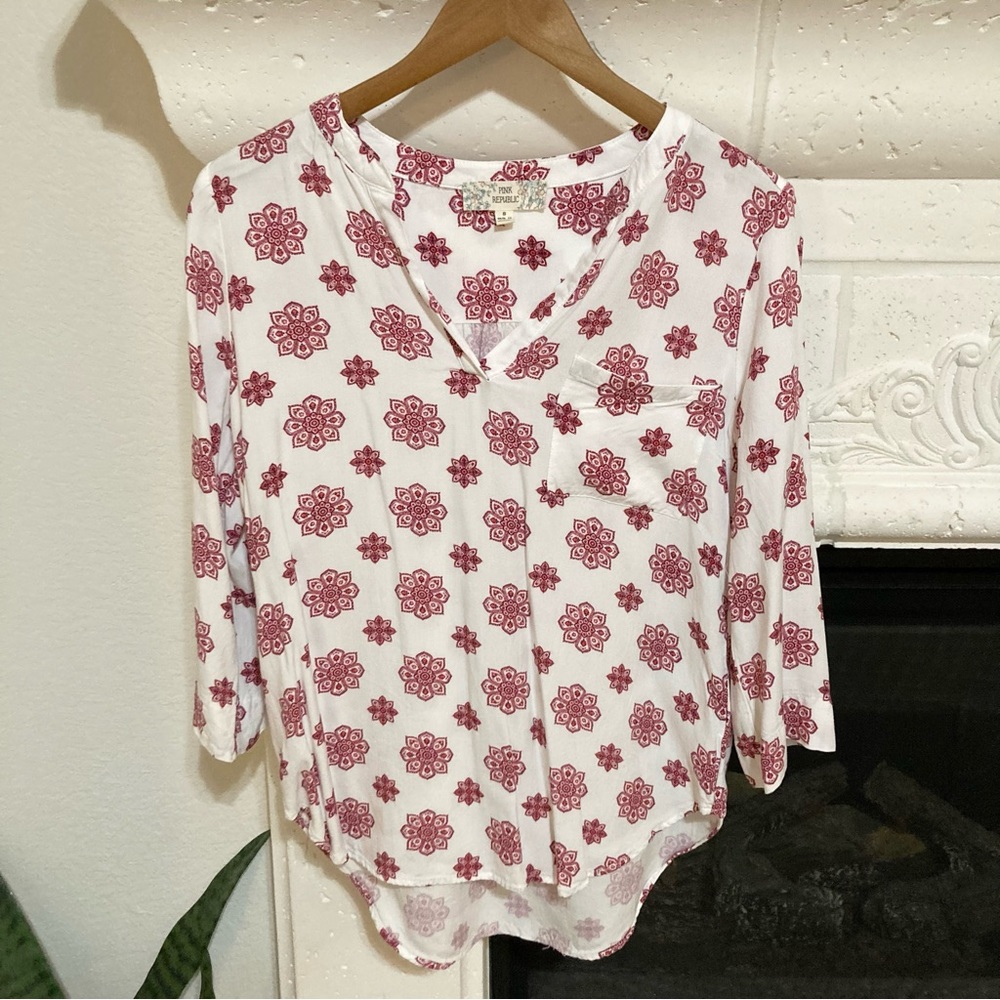 Pink Republic White and Red Floral Blouse